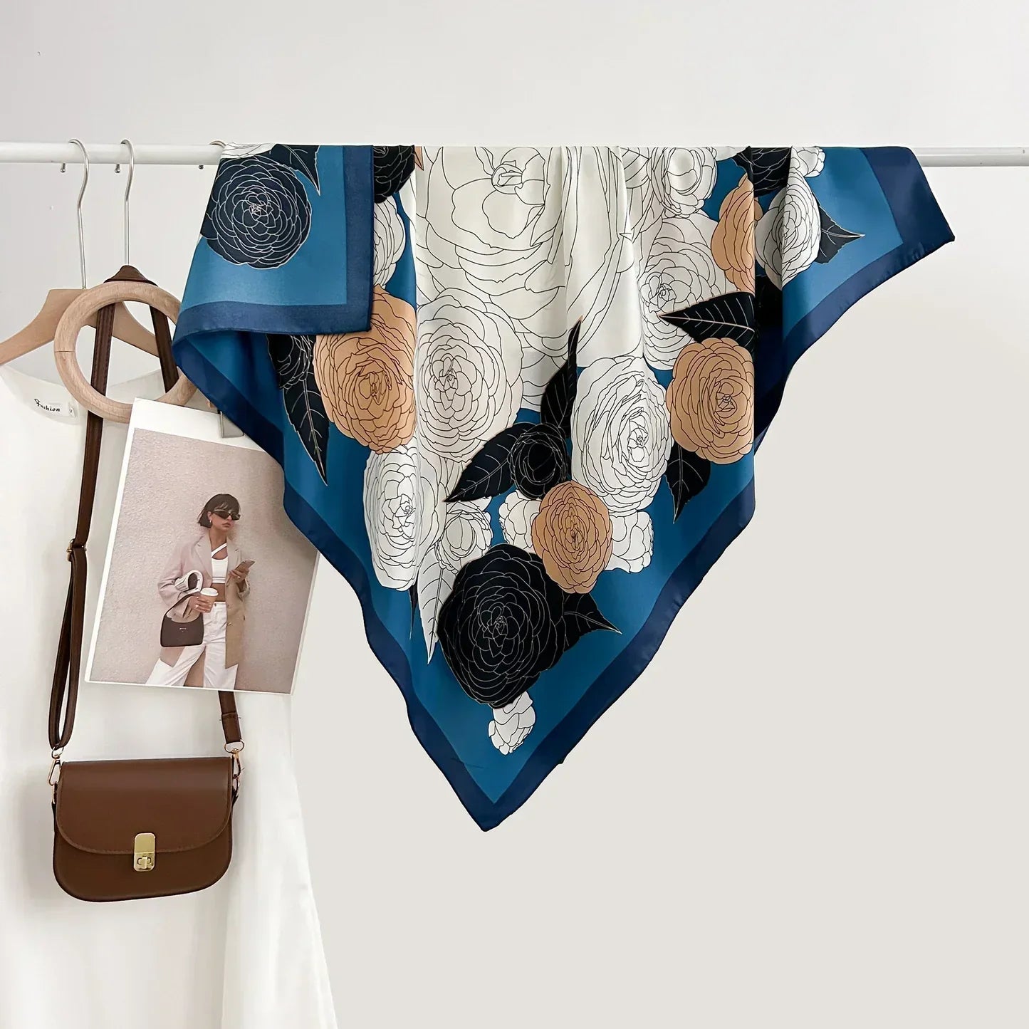 High-profile High-grade Korean Color Matching Floral Printed Scarf
